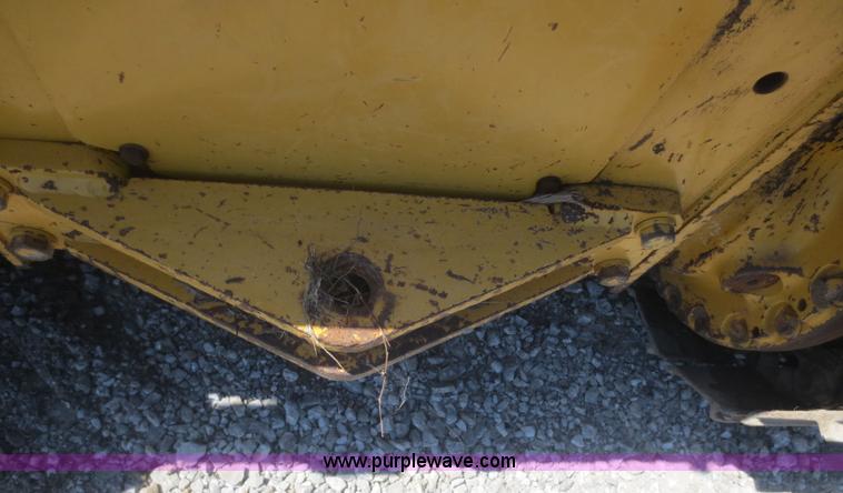 image for item D2080 2003 John Deere 450H LT Series dozer