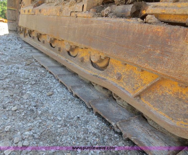 image for item D2080 2003 John Deere 450H LT Series dozer