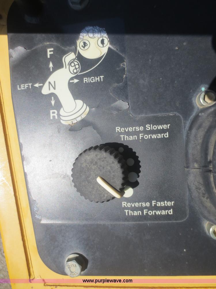 image for item D2080 2003 John Deere 450H LT Series dozer