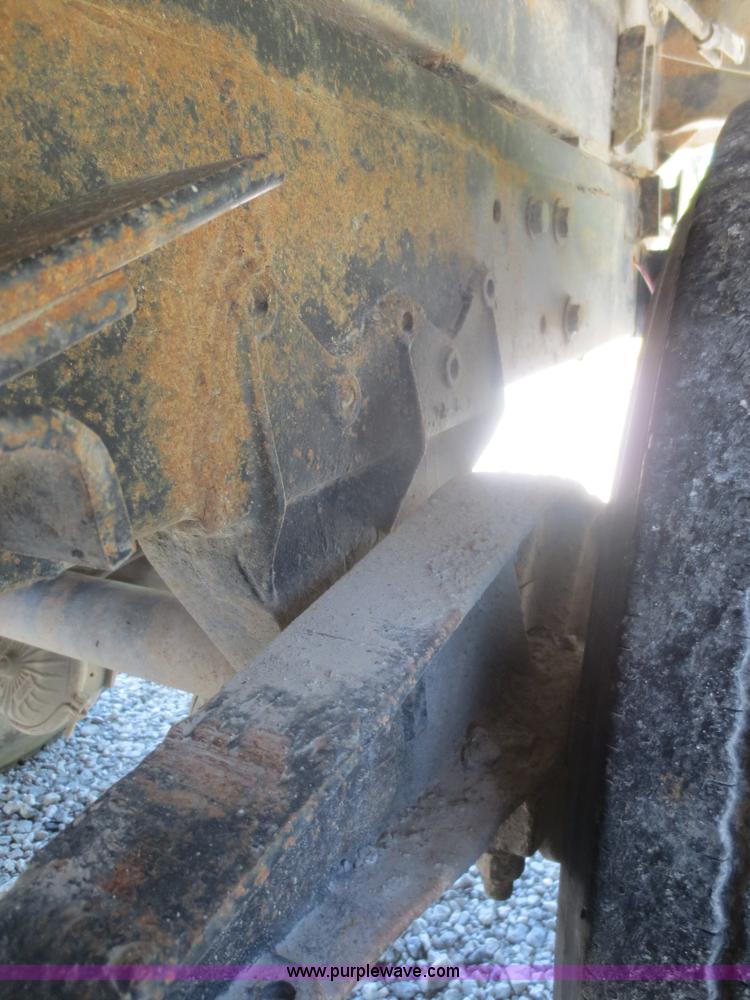 image for item D2081 1976 Ford 8000 dump truck