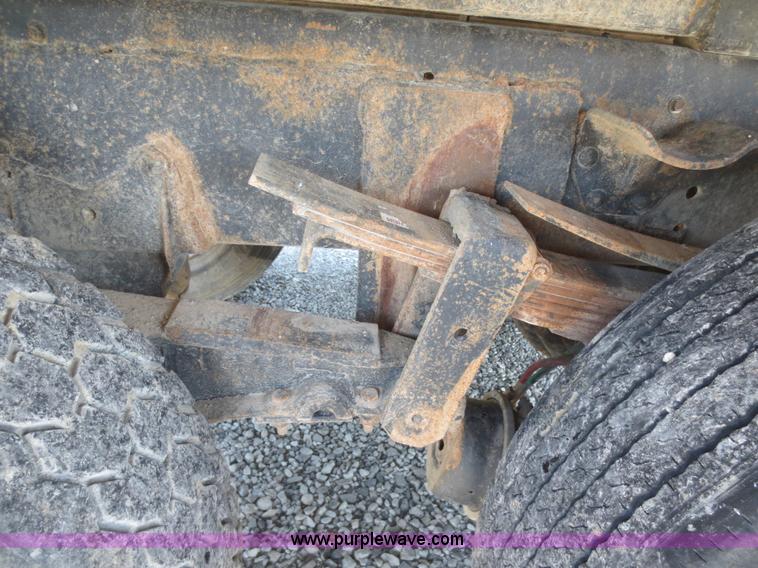 image for item D2081 1976 Ford 8000 dump truck