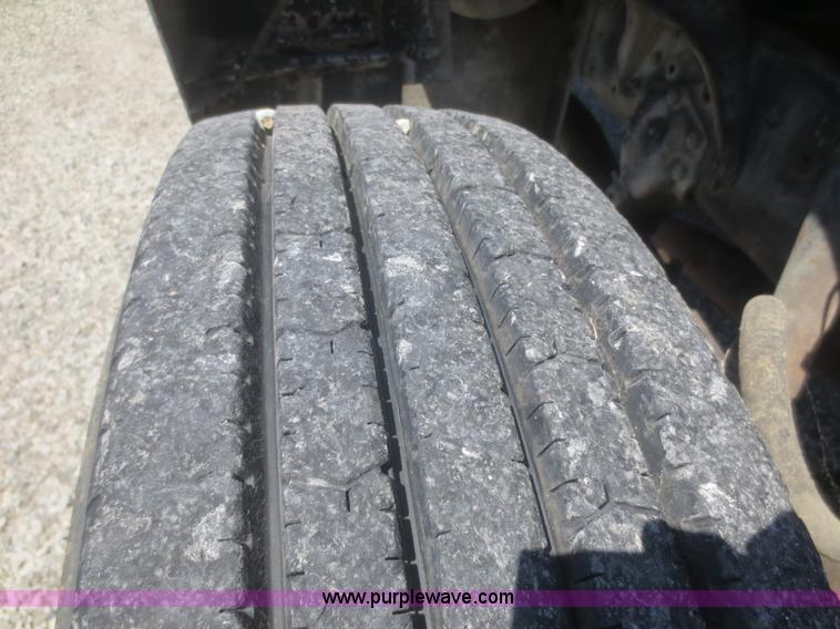 image for item D2081 1976 Ford 8000 dump truck