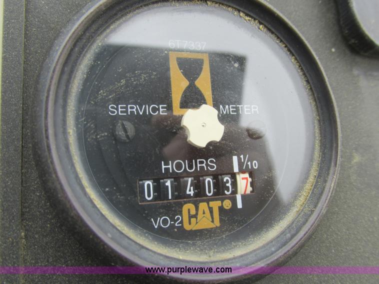 image for item D3973 1996 Caterpillar CS-433C vibratory roller