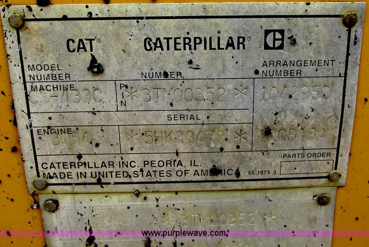 image for item D3973 1996 Caterpillar CS-433C vibratory roller