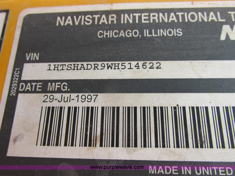 image for item D3974 1998 International 4900 dump truck