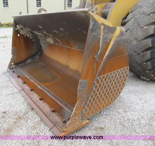 image for item D3983 1996 Caterpillar 966F Series II articulated loader