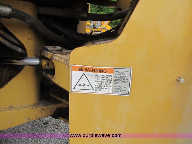 image for item D3983 1996 Caterpillar 966F Series II articulated loader