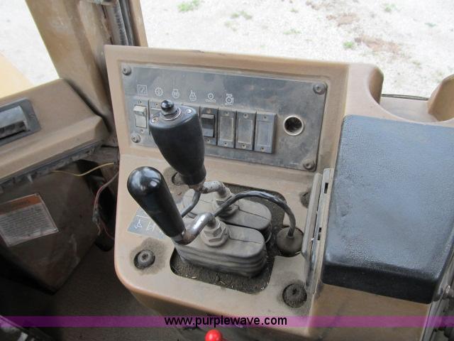 image for item D3983 1996 Caterpillar 966F Series II articulated loader