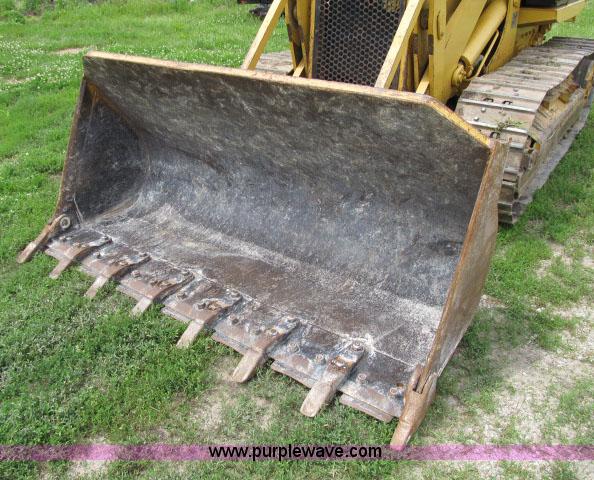 image for item D3985 2002 Caterpillar 939C track loader