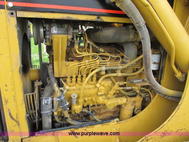 image for item D3985 2002 Caterpillar 939C track loader