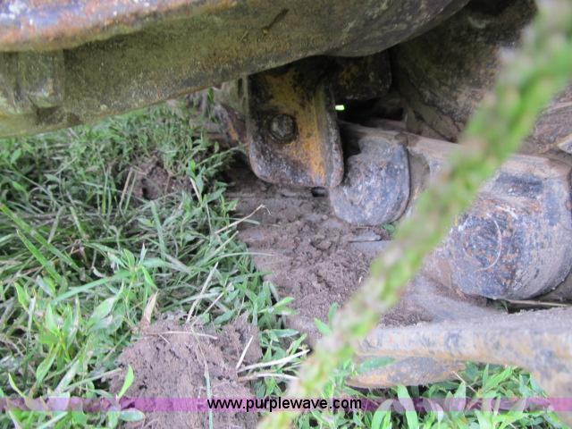 image for item D3985 2002 Caterpillar 939C track loader