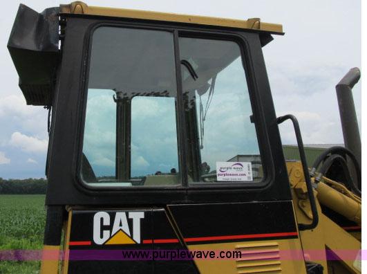 image for item D3985 2002 Caterpillar 939C track loader