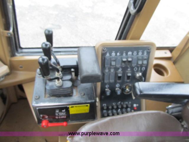 image for item D3986 1994 Caterpillar IT24F articulated wheel loader