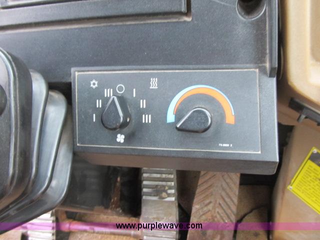 image for item D3986 1994 Caterpillar IT24F articulated wheel loader