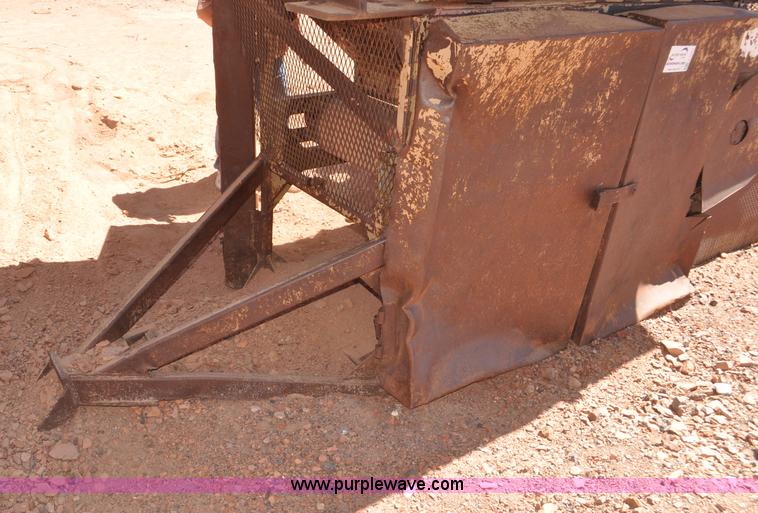 image for item F2001 Cay Manufacturing screen plant