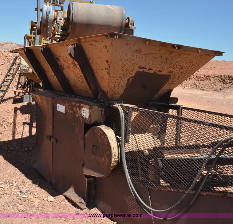 image for item F2001 Cay Manufacturing screen plant