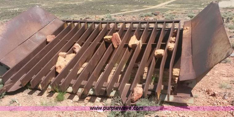 image for item F2001 Cay Manufacturing screen plant