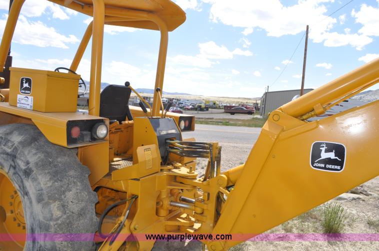 image for item F2004 John Deere 500C backhoe