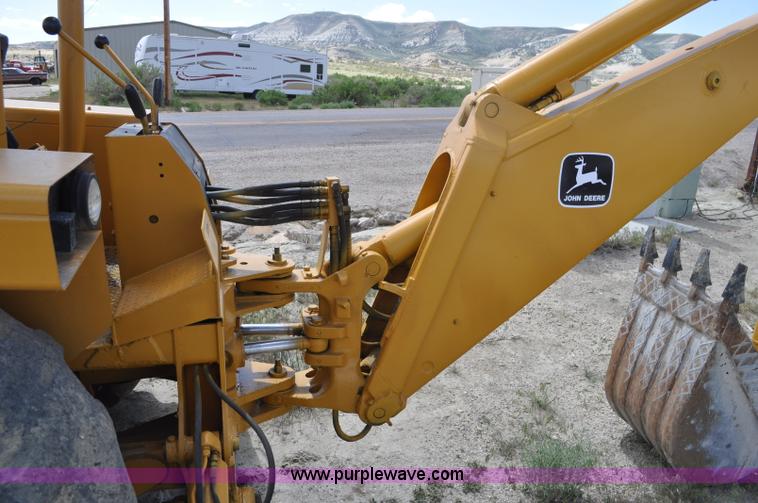 image for item F2004 John Deere 500C backhoe