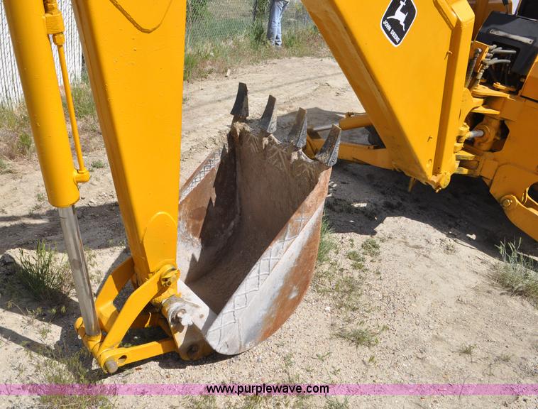 image for item F2004 John Deere 500C backhoe