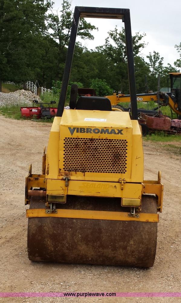 image for item F4905 Vibromax 265 articulated double drum roller