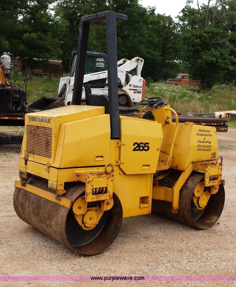 image for item F4905 Vibromax 265 articulated double drum roller