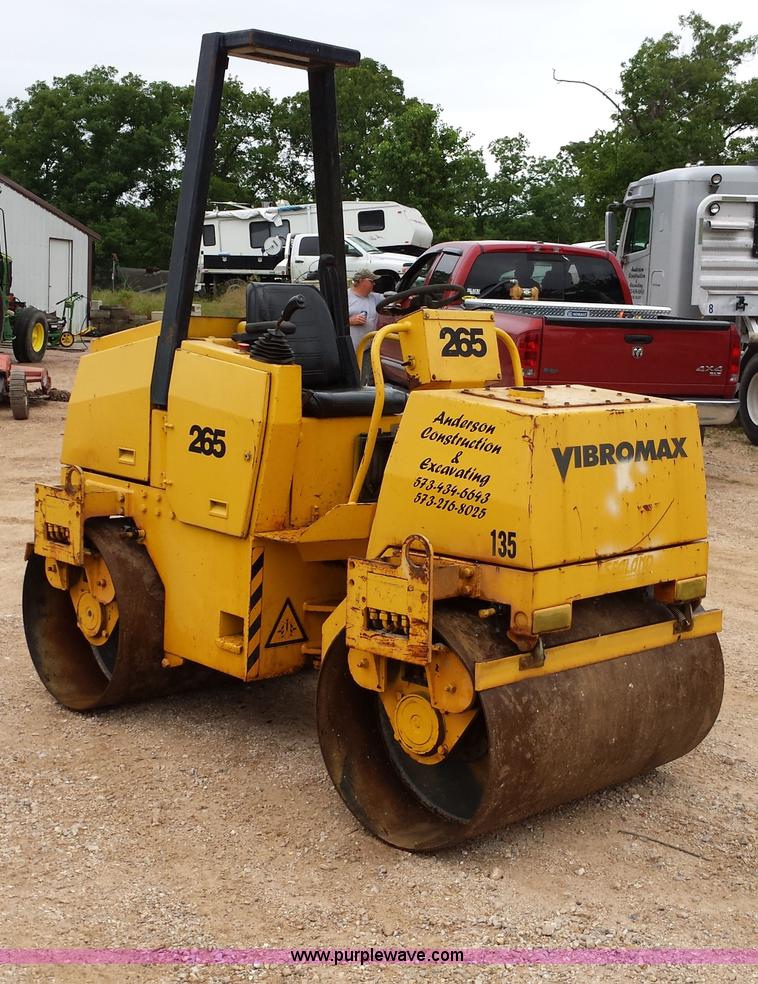 image for item F4905 Vibromax 265 articulated double drum roller