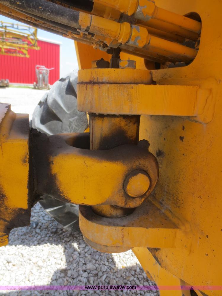 image for item F6999 1984 John Deere 570A articulated motor grader