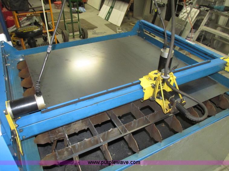 image for item F7390 Plasma Cam Power Max 1000 plasma cutter