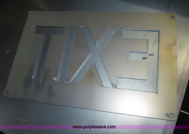image for item F7390 Plasma Cam Power Max 1000 plasma cutter