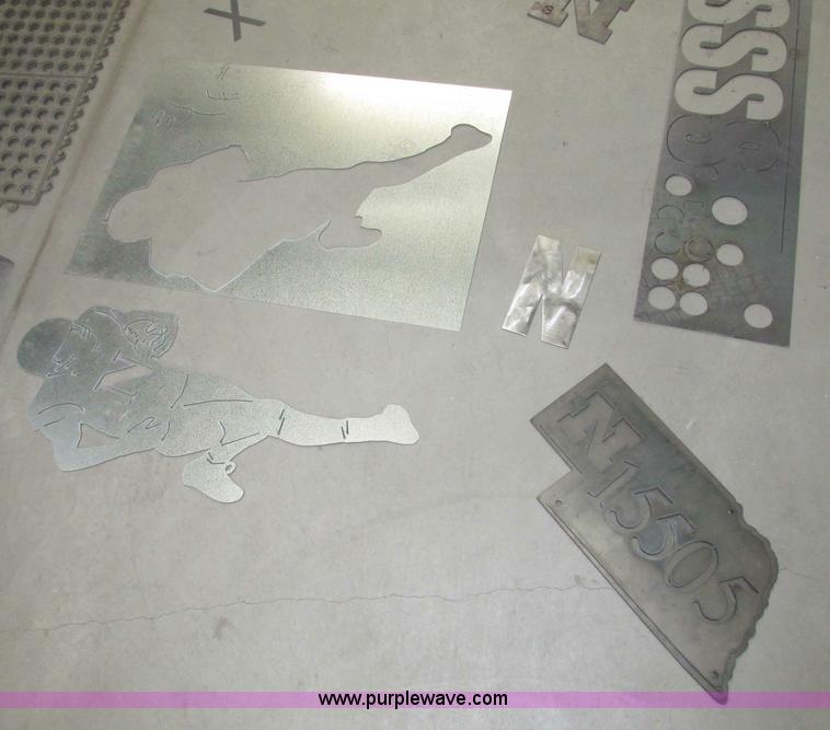 image for item F7390 Plasma Cam Power Max 1000 plasma cutter