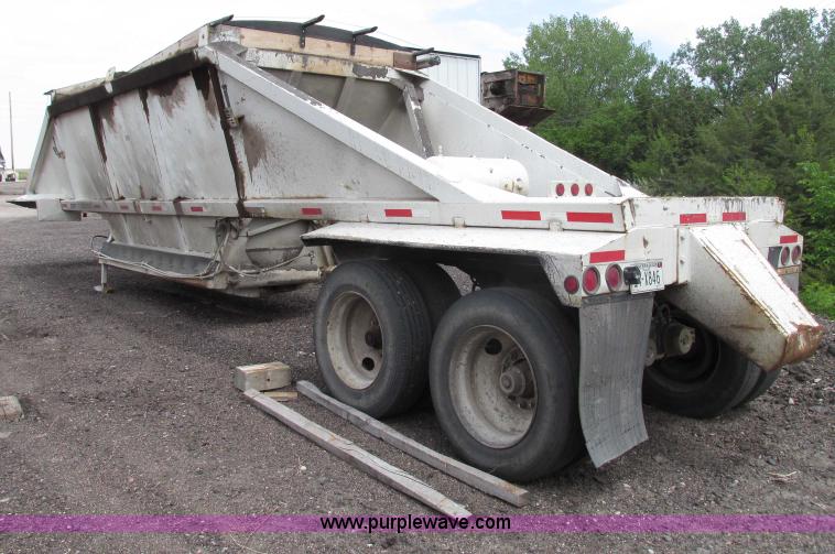 image for item F7392 1998 Red River BD237 belly dump trailer