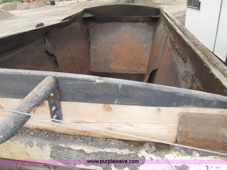 image for item F7392 1998 Red River BD237 belly dump trailer