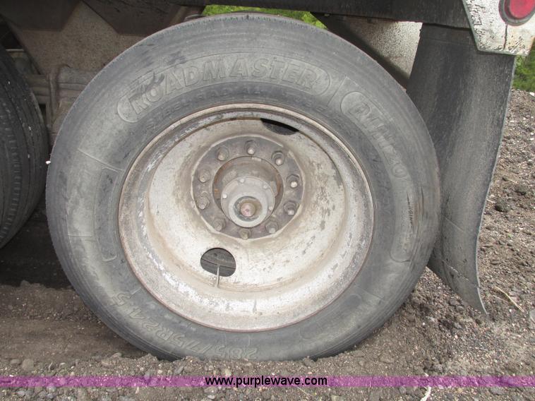 image for item F7392 1998 Red River BD237 belly dump trailer