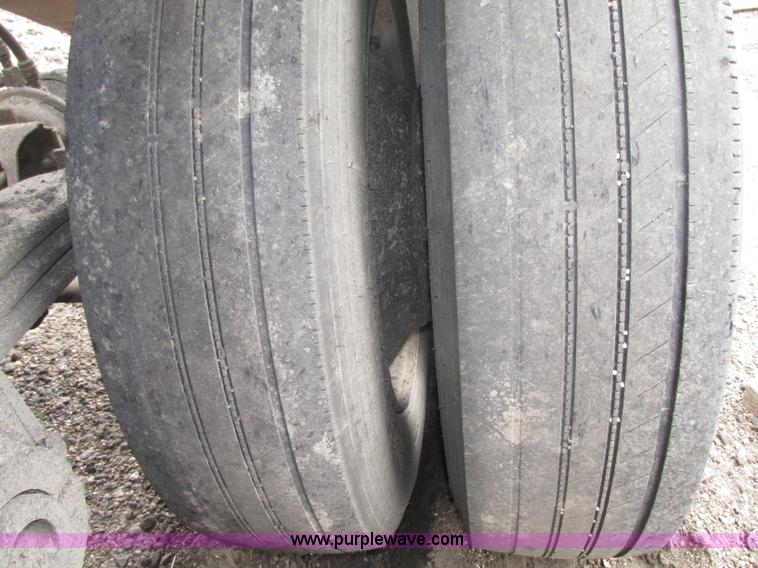 image for item F7392 1998 Red River BD237 belly dump trailer