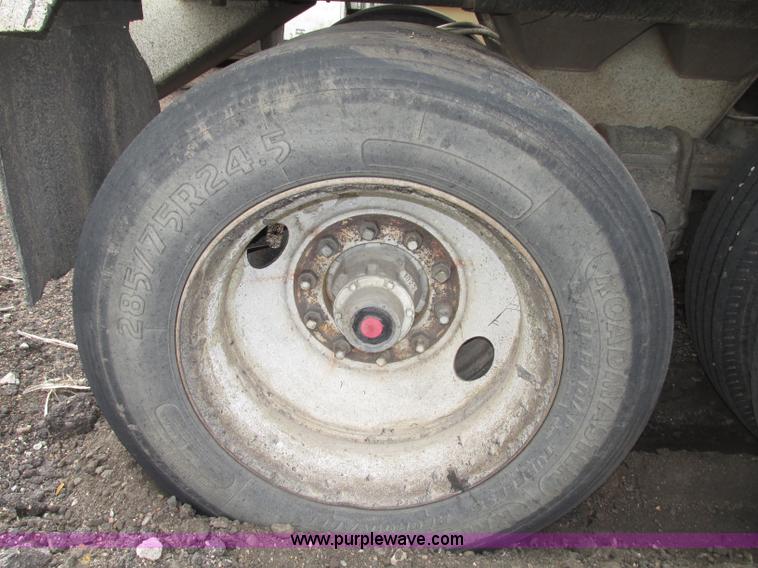 image for item F7392 1998 Red River BD237 belly dump trailer