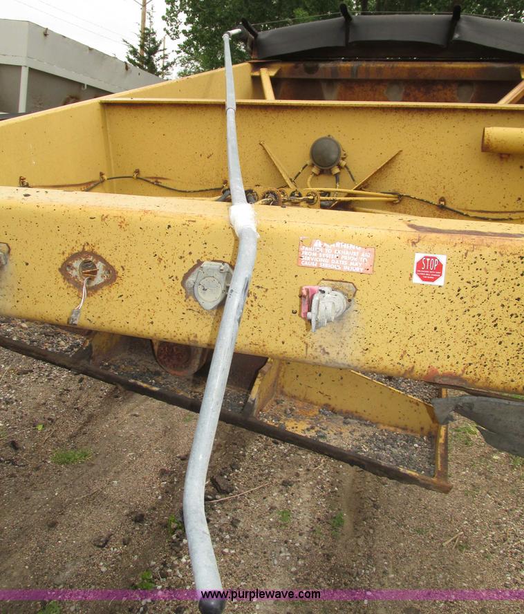 image for item F7393 1988 Load King 2027-0-3 belly dump trailer