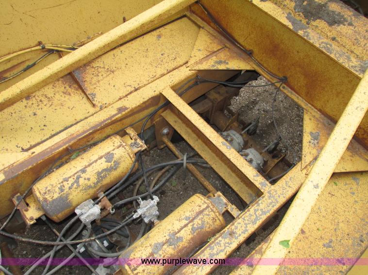 image for item F7393 1988 Load King 2027-0-3 belly dump trailer