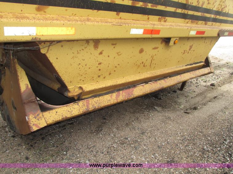 image for item F7393 1988 Load King 2027-0-3 belly dump trailer