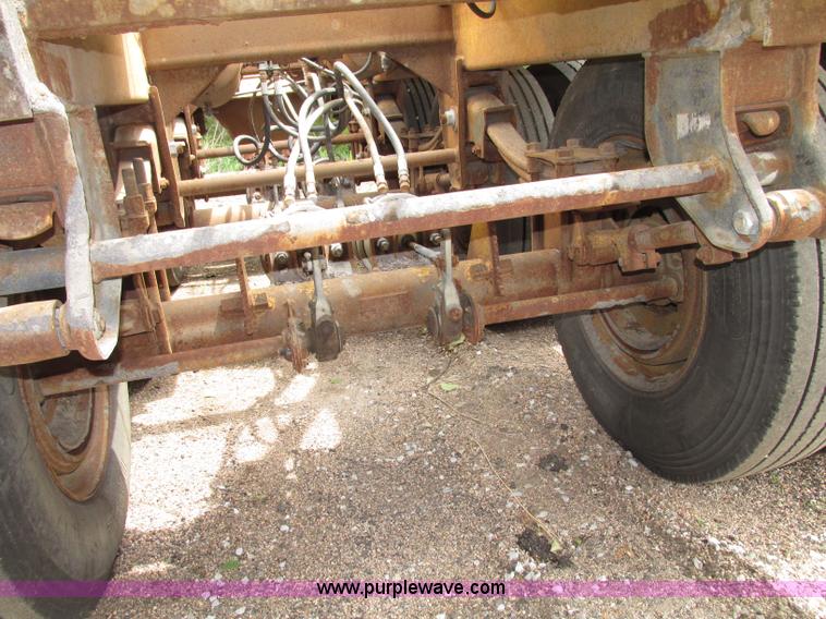 image for item F7393 1988 Load King 2027-0-3 belly dump trailer