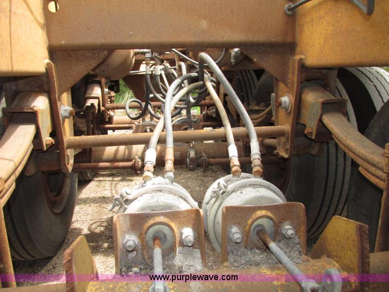 image for item F7393 1988 Load King 2027-0-3 belly dump trailer