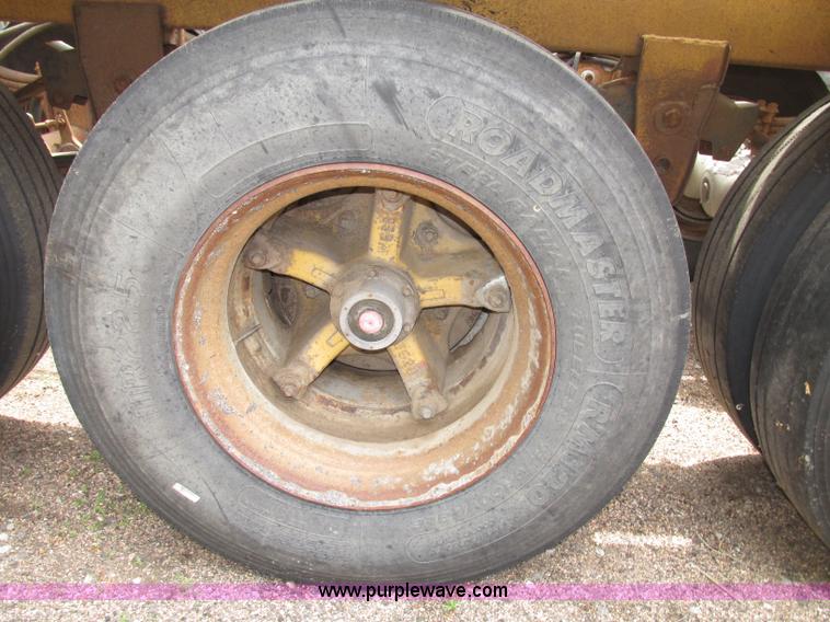 image for item F7393 1988 Load King 2027-0-3 belly dump trailer