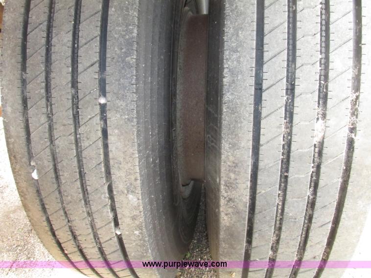 image for item F7393 1988 Load King 2027-0-3 belly dump trailer