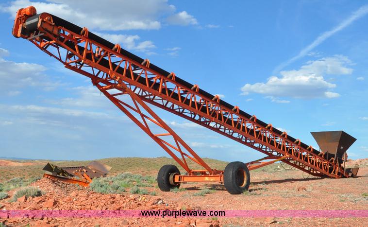 image for item G6493 Stacking conveyor