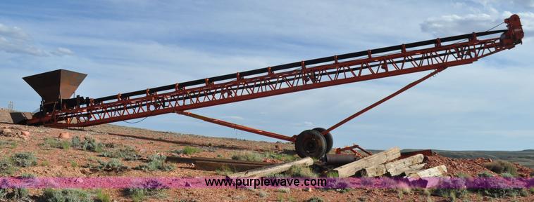 image for item G6493 Stacking conveyor