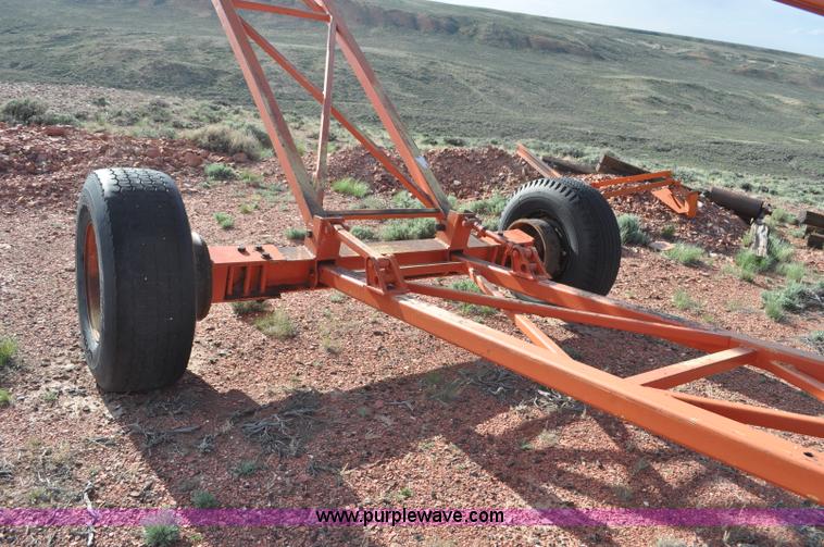 image for item G6493 Stacking conveyor