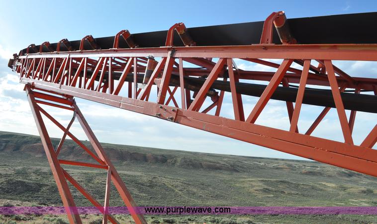 image for item G6493 Stacking conveyor