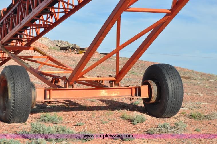 image for item G6493 Stacking conveyor