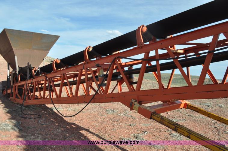 image for item G6493 Stacking conveyor