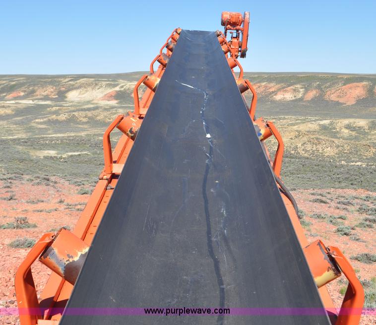 image for item G6493 Stacking conveyor